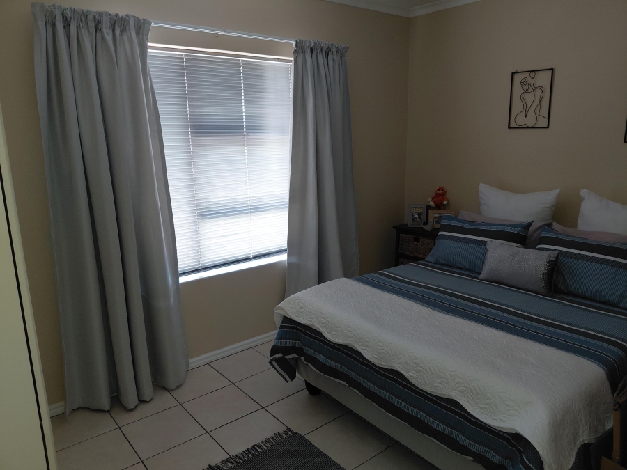 2 Bedroom Property for Sale in Campher Park Eastern Cape